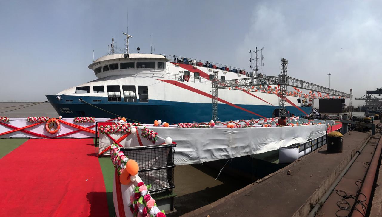 Shri Mandaviya flags off new Hazira to Diu cruise route from Essar terminal