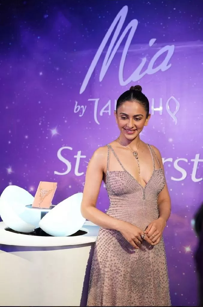 Mia by Tanishq unveils starburst collection,A celestial sparkle for diwali